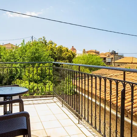 Seaview Retreat - A Stone-built Escape Дом отдыха Platsa