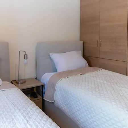 Seaview Retreat - A Stone-built Escape Holiday home