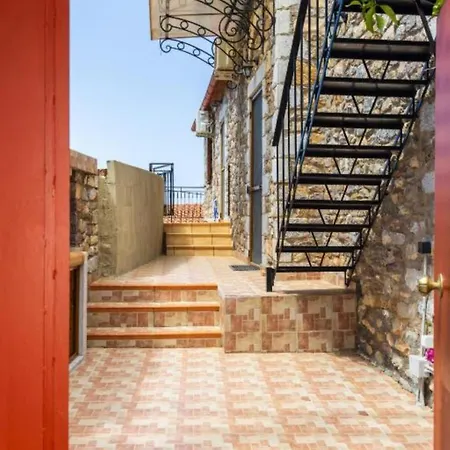 Vakantiehuis Seaview Retreat - A Stone-built Escape Plátsa