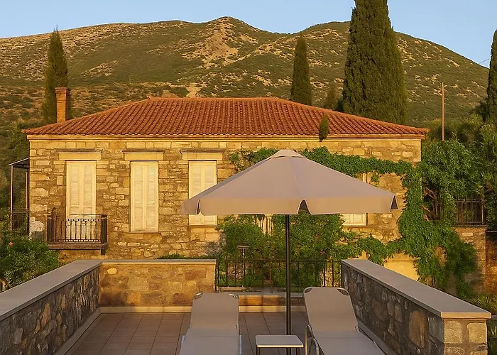 Seaview Retreat - A Stone-built Escape Feriehus